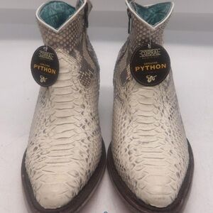 NWT Corral Women's Python Heeled Ankle Boot        Size 7